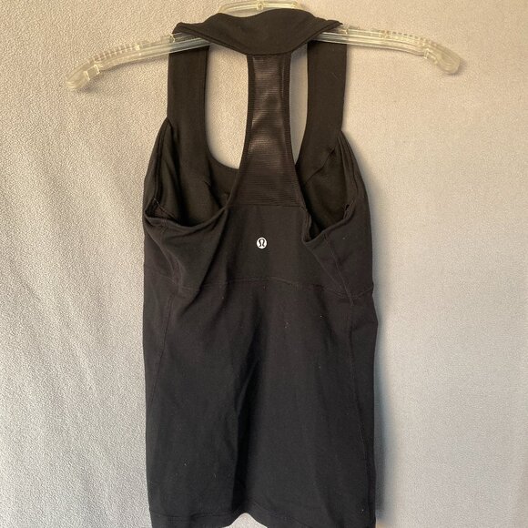 Lululemon Black Scoop Neck Racerback Tank Top | Built-In Bra Yoga Activewear - Picture 4 of 5